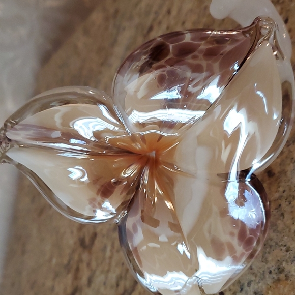 Handblown art glass 3 petales flower spiral stem - Picture 3 of 12